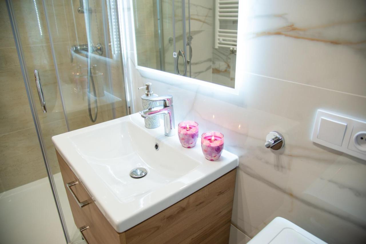 Maya'S Flats & Resorts 48 - Szafarnia Gdańsk Kültér fotó